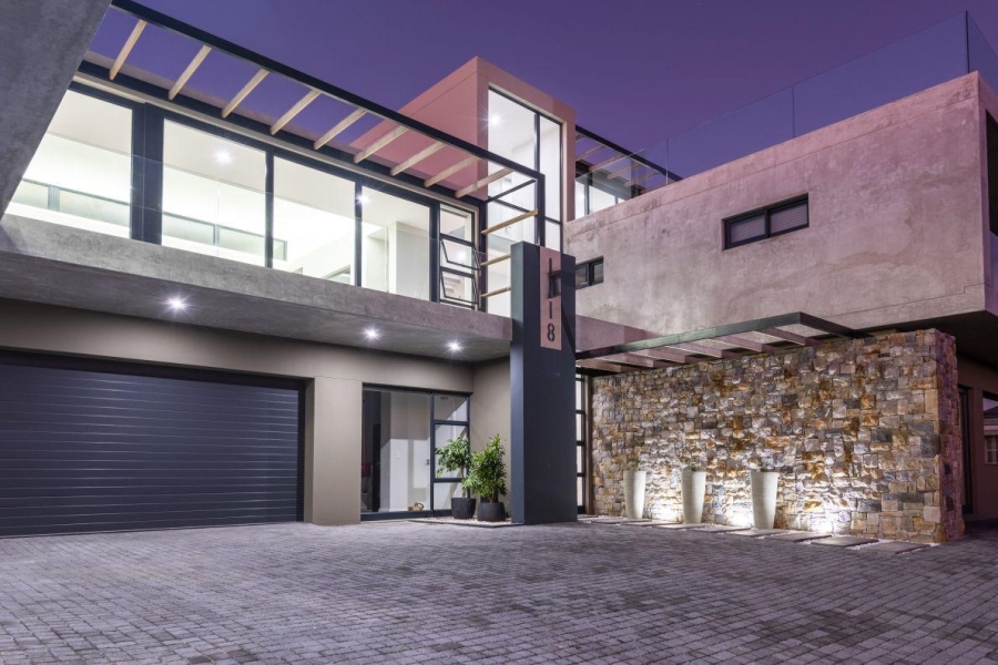  Bedroom Property for Sale in Oubaai Western Cape